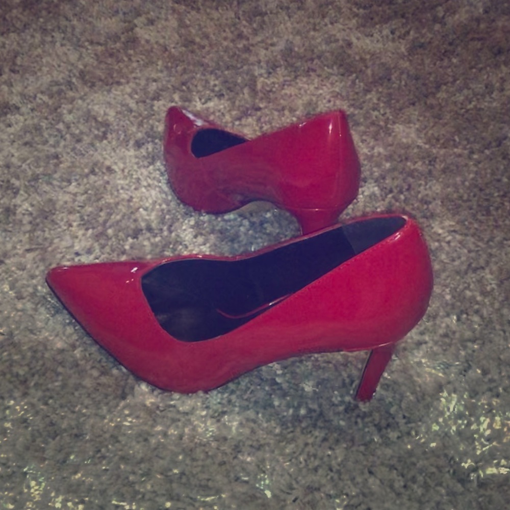Red sexy pumps.  Like new!